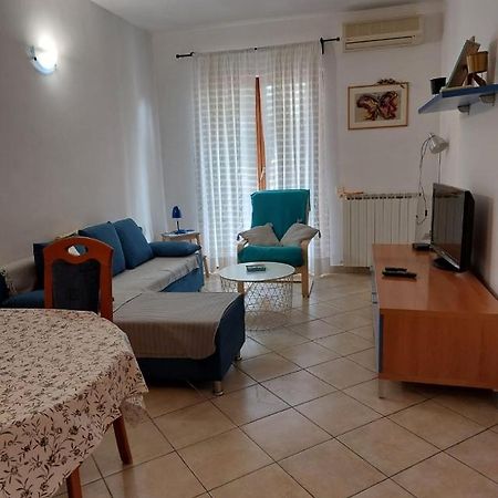 Apartments Graciela Pula Ngoại thất bức ảnh