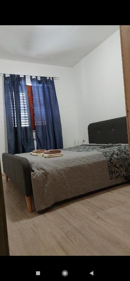 Apartments Graciela Pula Ngoại thất bức ảnh